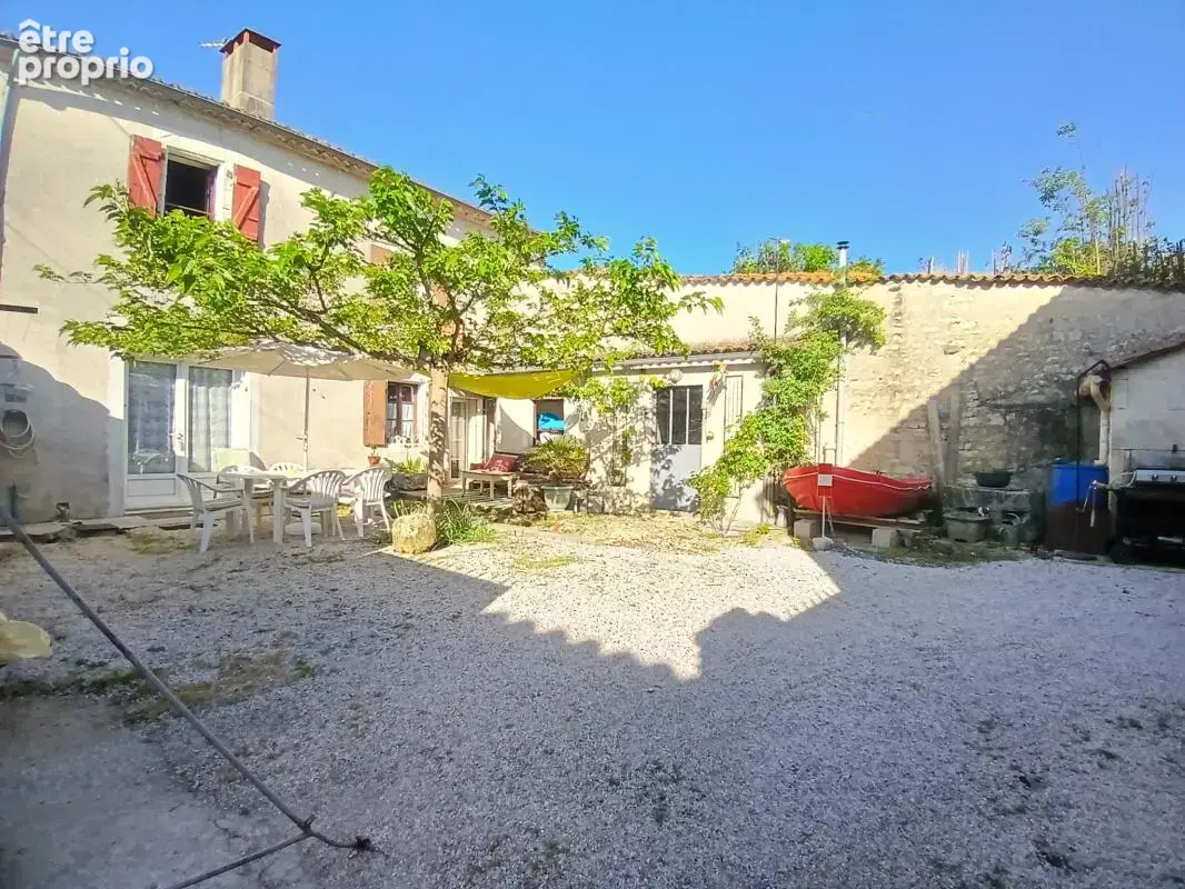 Authentique maison en pierre avec grange   Fort potentiel à - photo 13