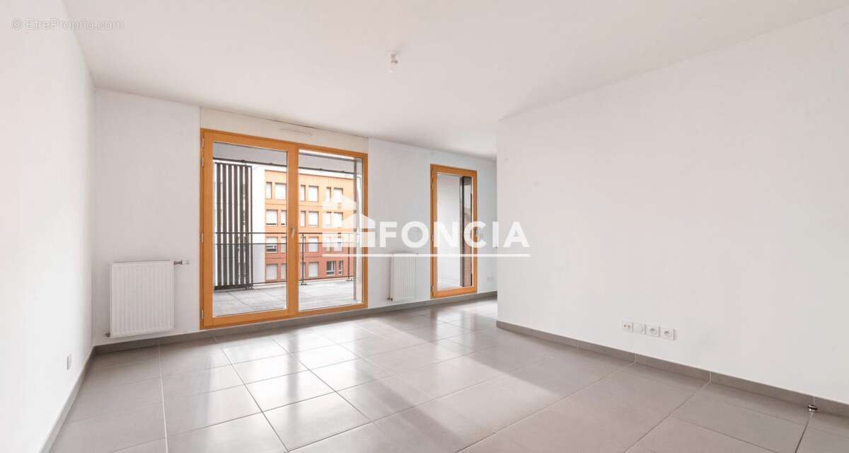 Appartement à LYON-8E