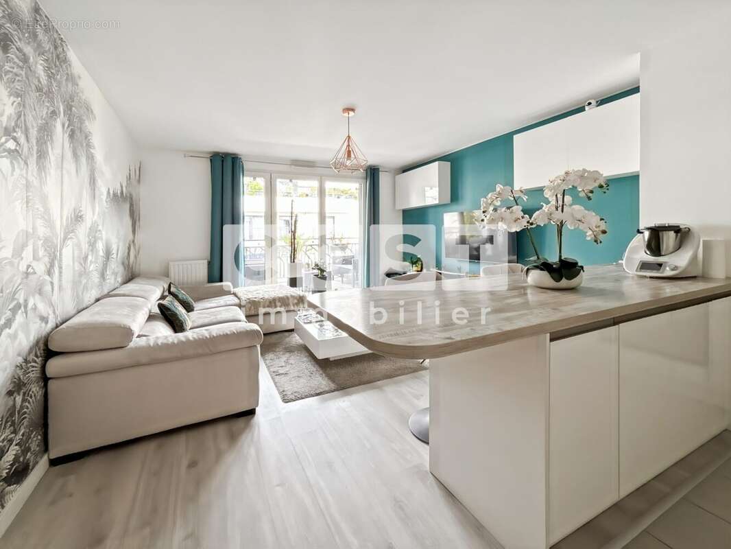 Appartement à COLOMBES