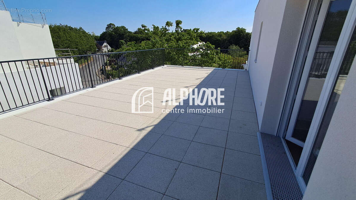Immaculée, appartement Re2020 - T4 avec 3 terrasses et 2 stationnements , disponibilité immédiate. - photo 2
