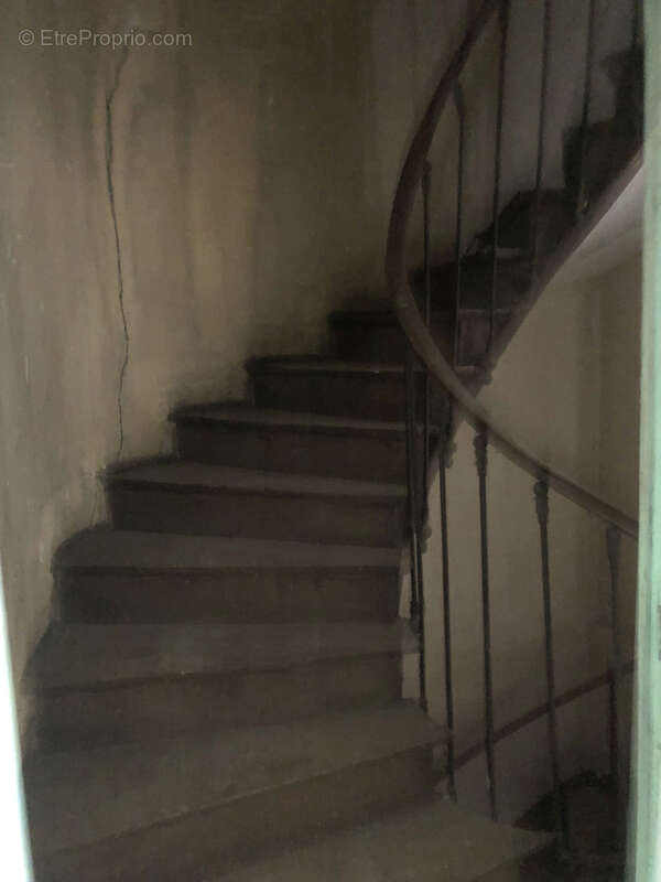 Appartement à BARBEZIEUX-SAINT-HILAIRE