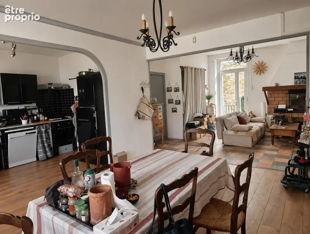 Maison vigneronne 4 faces   170 m2, 5 chambres, piscine et grand garage et jardin - photo 4