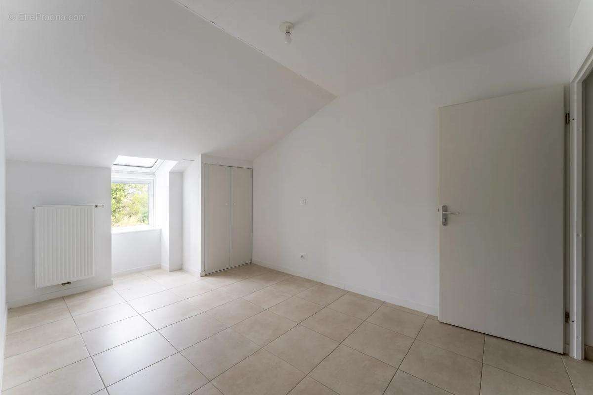 Appartement à BASSENS