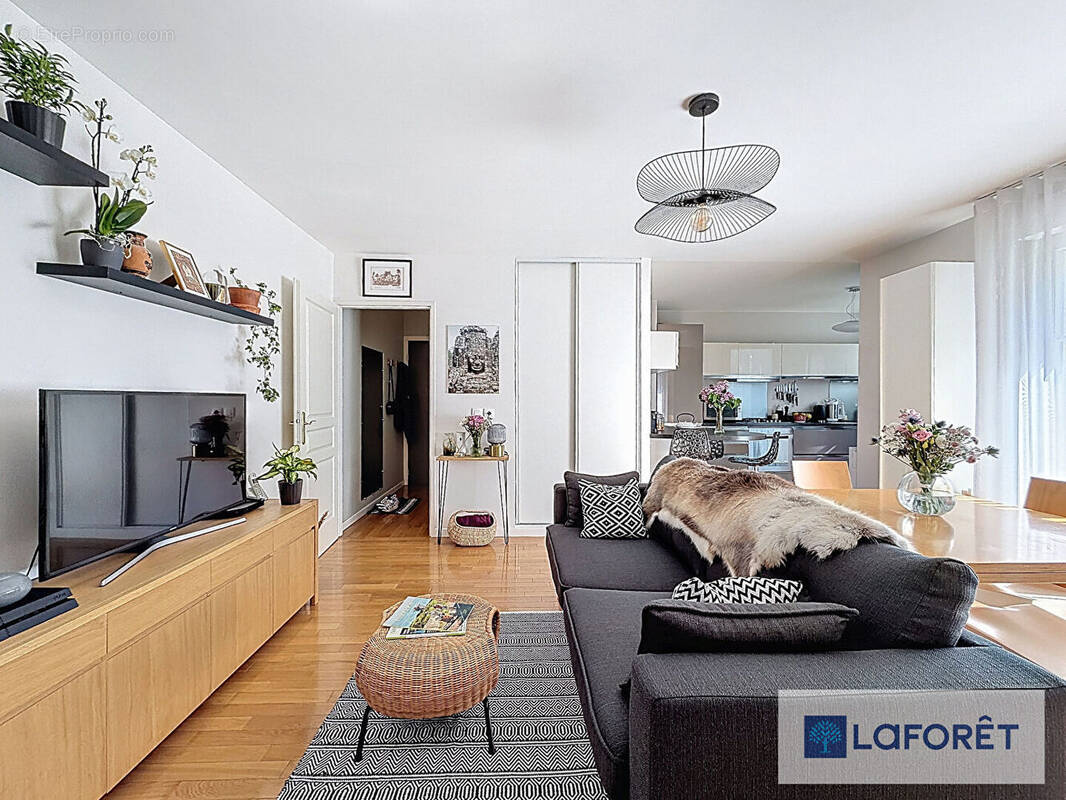 Appartement à LE PLESSIS-TREVISE