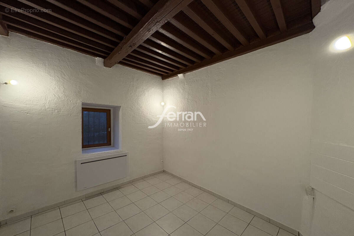 Appartement à TRANS-EN-PROVENCE