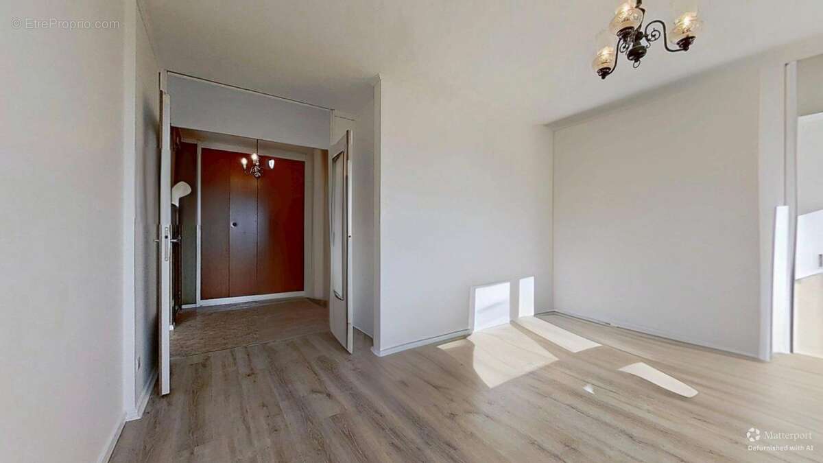 Appartement à OULLINS