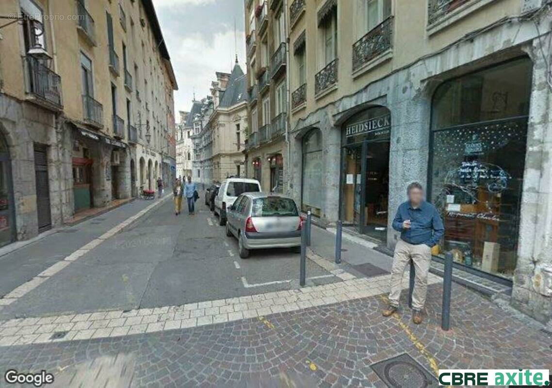 Autre à GRENOBLE