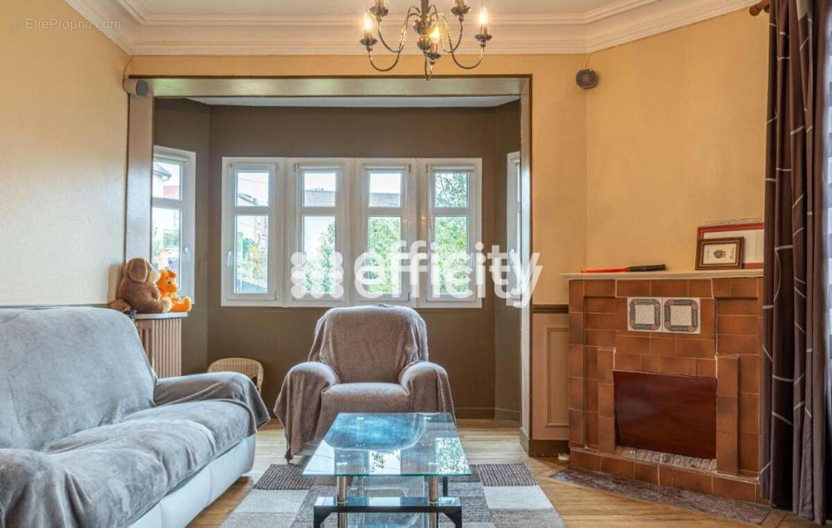 Maison 100 m² à Villeneuve-Saint-Georges  - photo 3