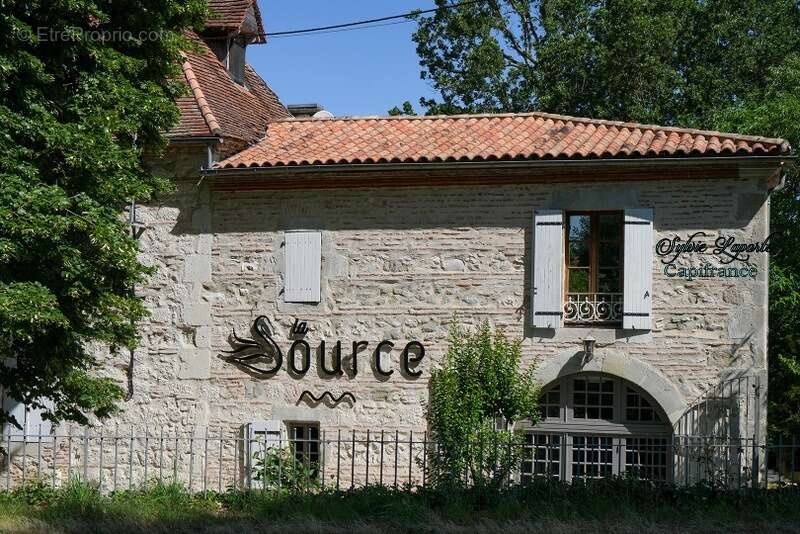 Propriete à vendre 14 pièces SAINTE LIVRADE SUR LOT (47)Sainte-Livrade-sur-Lot – Propriété de caractère à projets multiples en b - photo 6