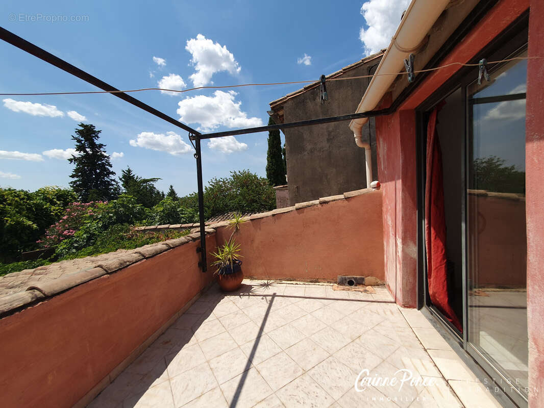 Nîmes maison de charme avec patio pisine dépendance - photo 16