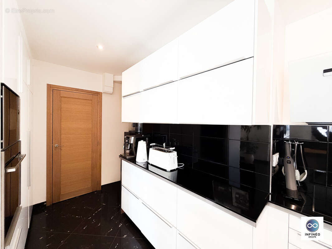 Appartement à LE PLESSIS-ROBINSON