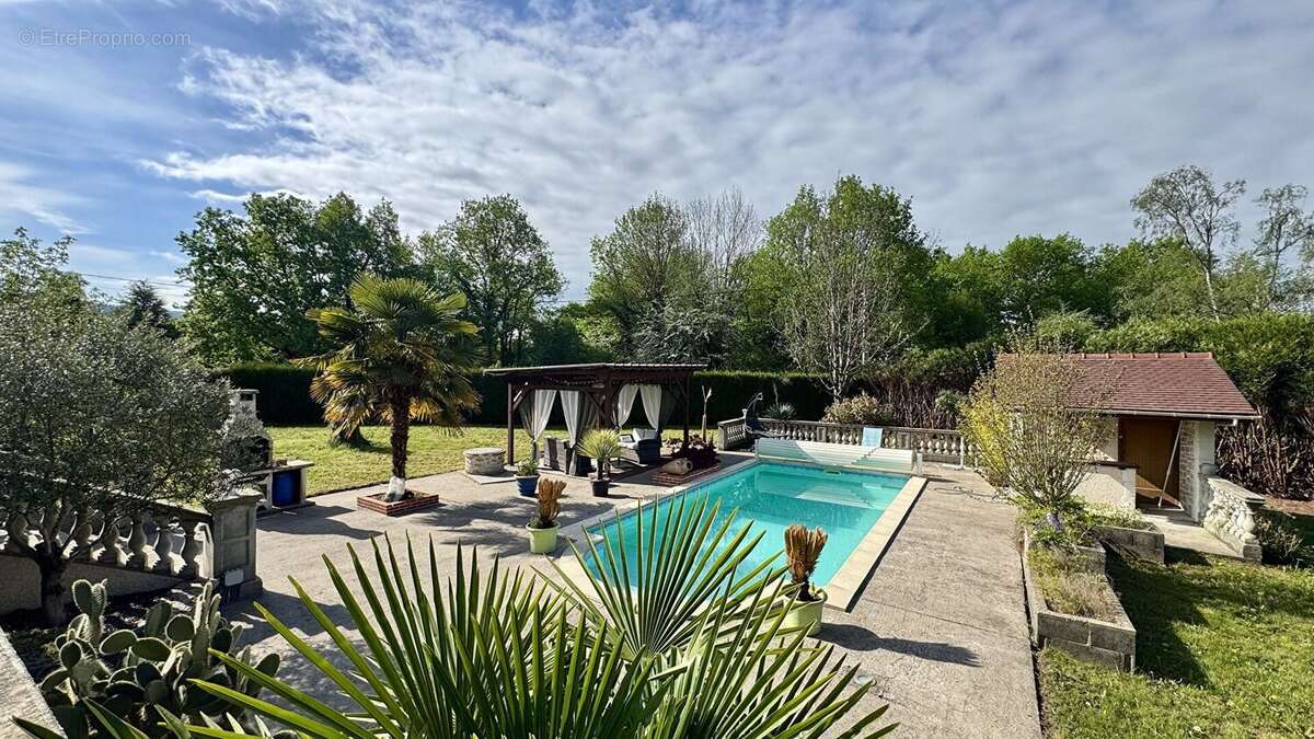 Maison à MARIOL