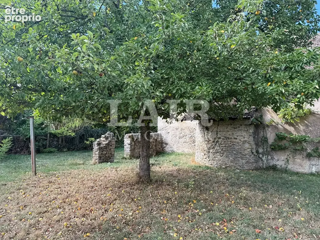 Corps de ferme rare avec dépendances et terrain réf:F15703 - photo 14