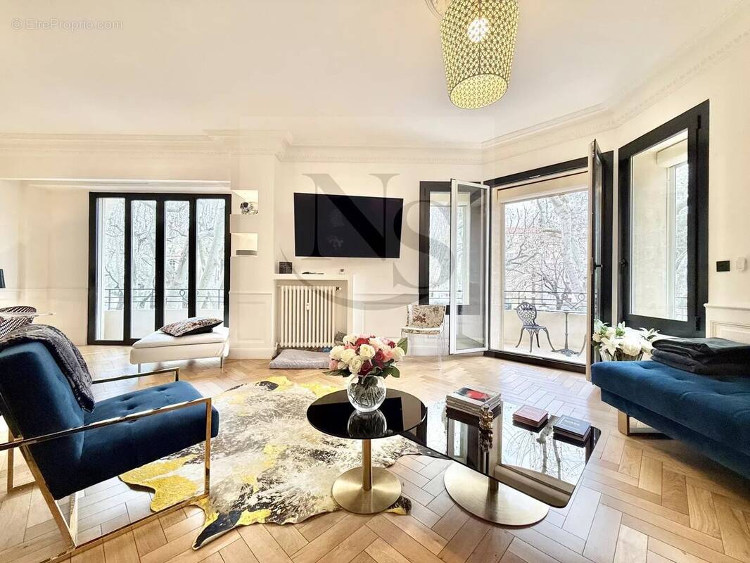 Appartement à AIX-EN-PROVENCE