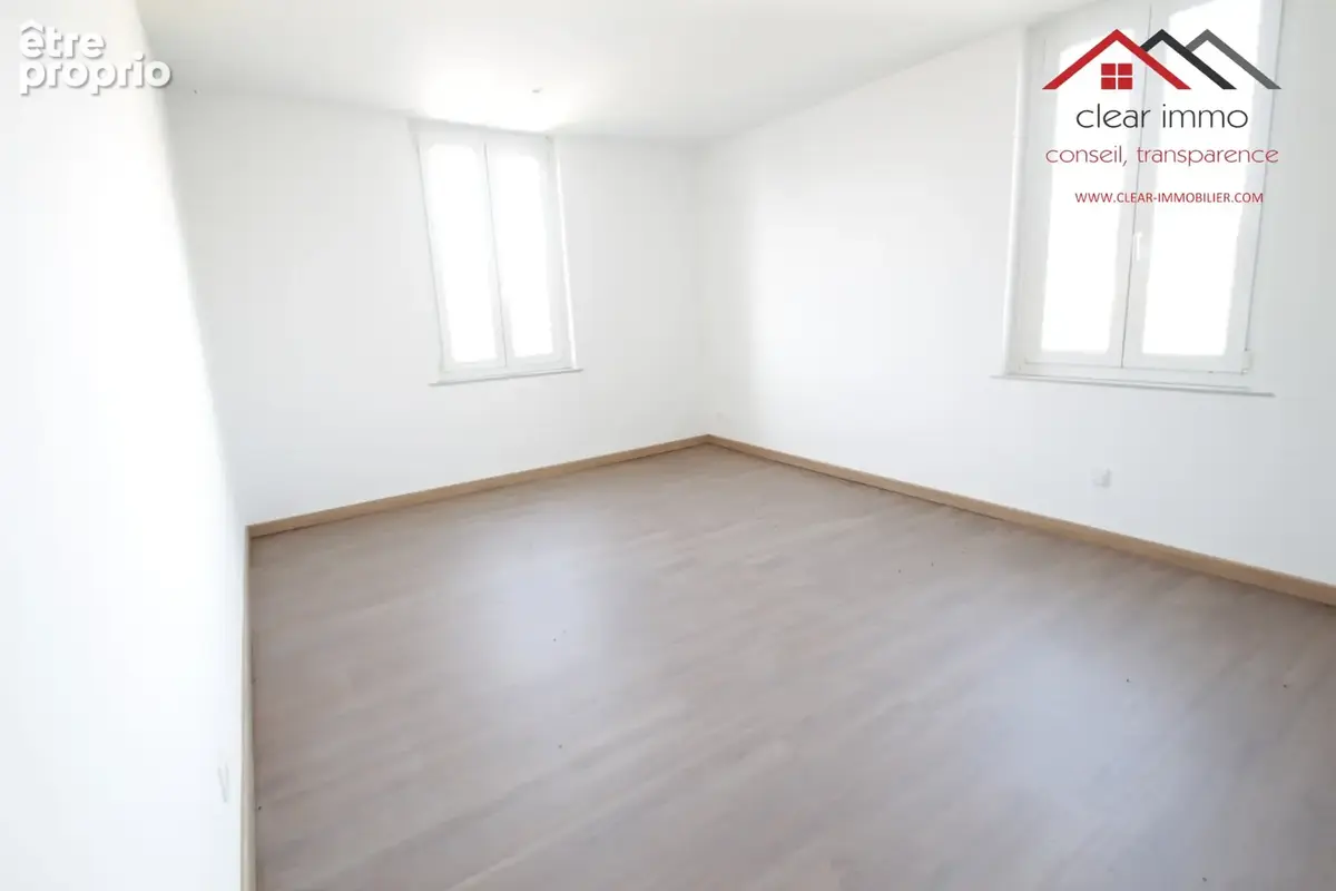 À vendre   Appartement T3 en rez-de-chaussée entièrement rénové avec entrée indépendante - photo 2