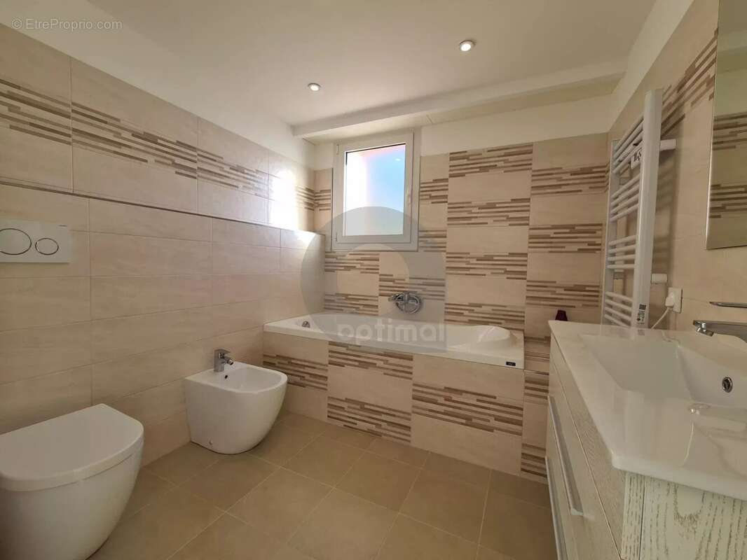 Appartement à MENTON