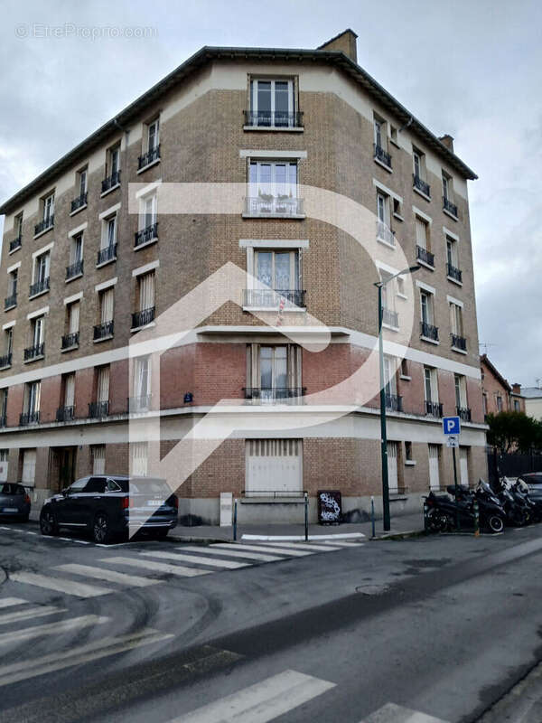 Appartement à COLOMBES