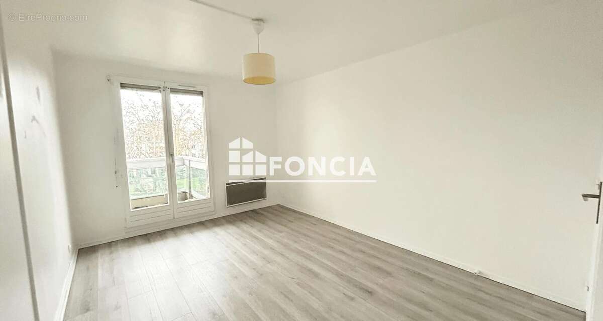 Appartement à ERMONT