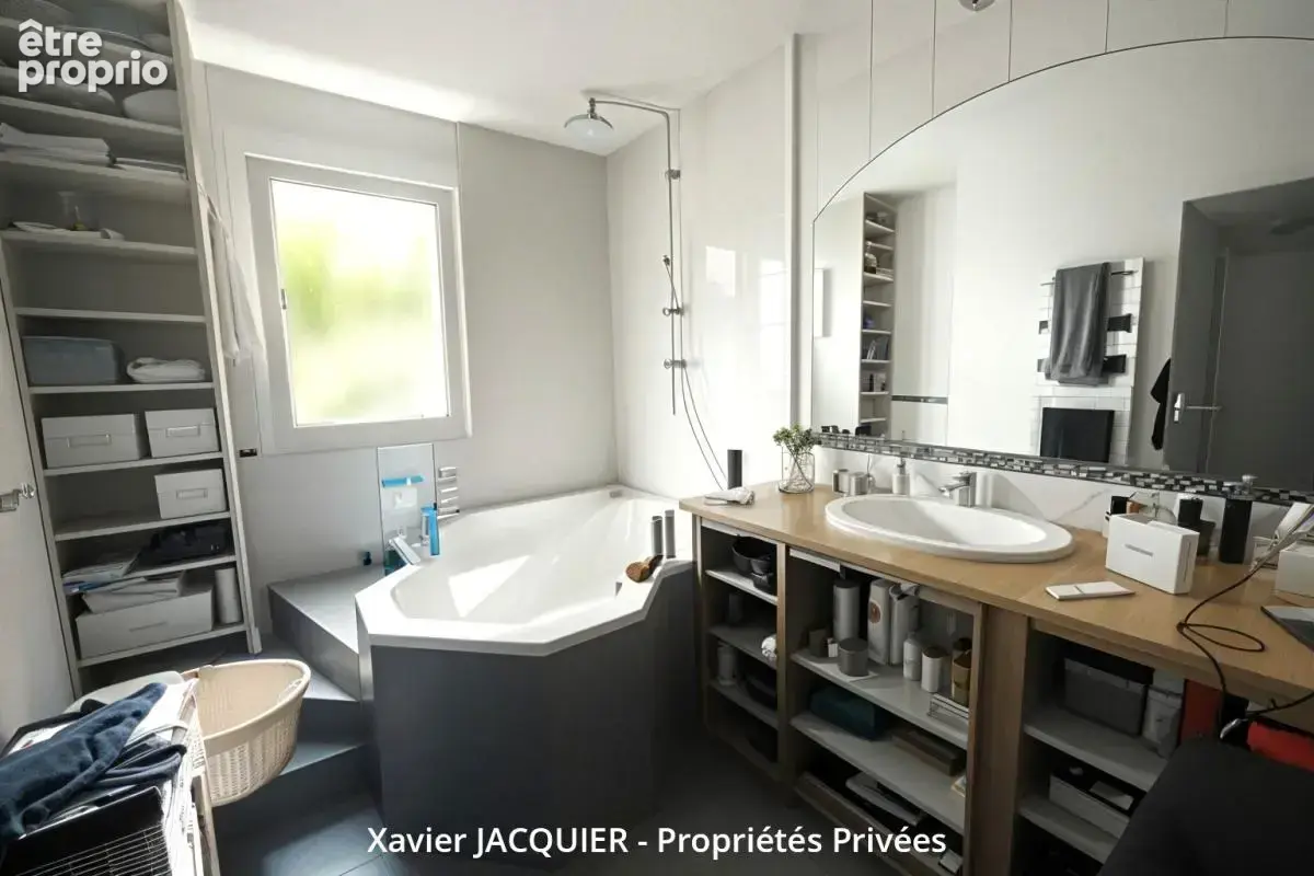 Maison - 7 pièces - 168 m² - Centre bourg - photo 9