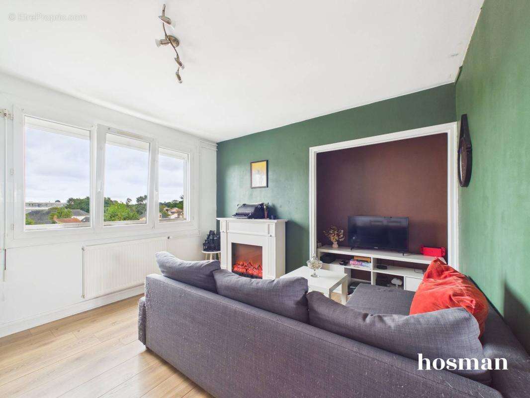 Appartement à REZE