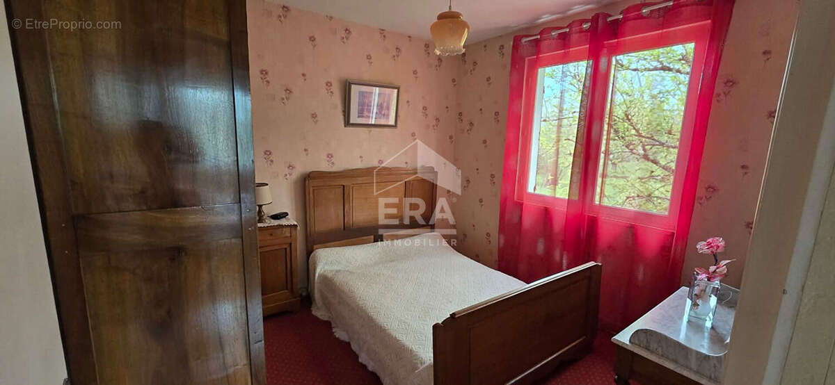 Maison à MONTPON-MENESTEROL