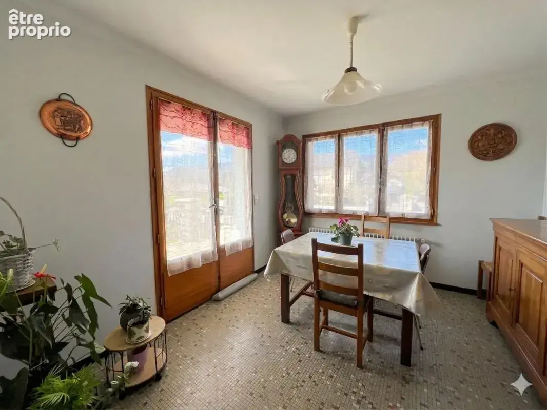 Maison Individuelle 7 pièces - À Vendre (74150) - Rumilly et alentours - photo 5