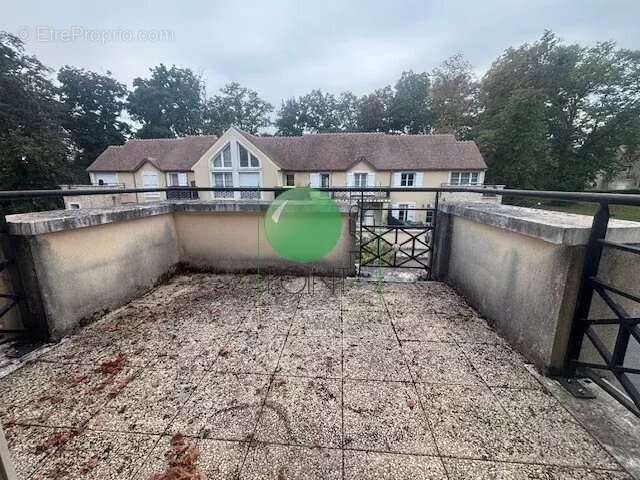 Appartement à LA FERTE-ALAIS