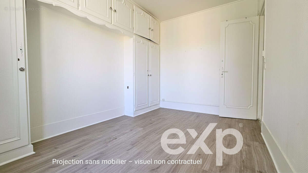 chambre vide 2 - Appartement à CLICHY