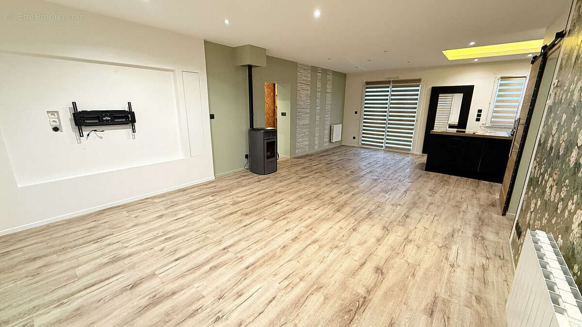 Maison à LA BACONNIERE