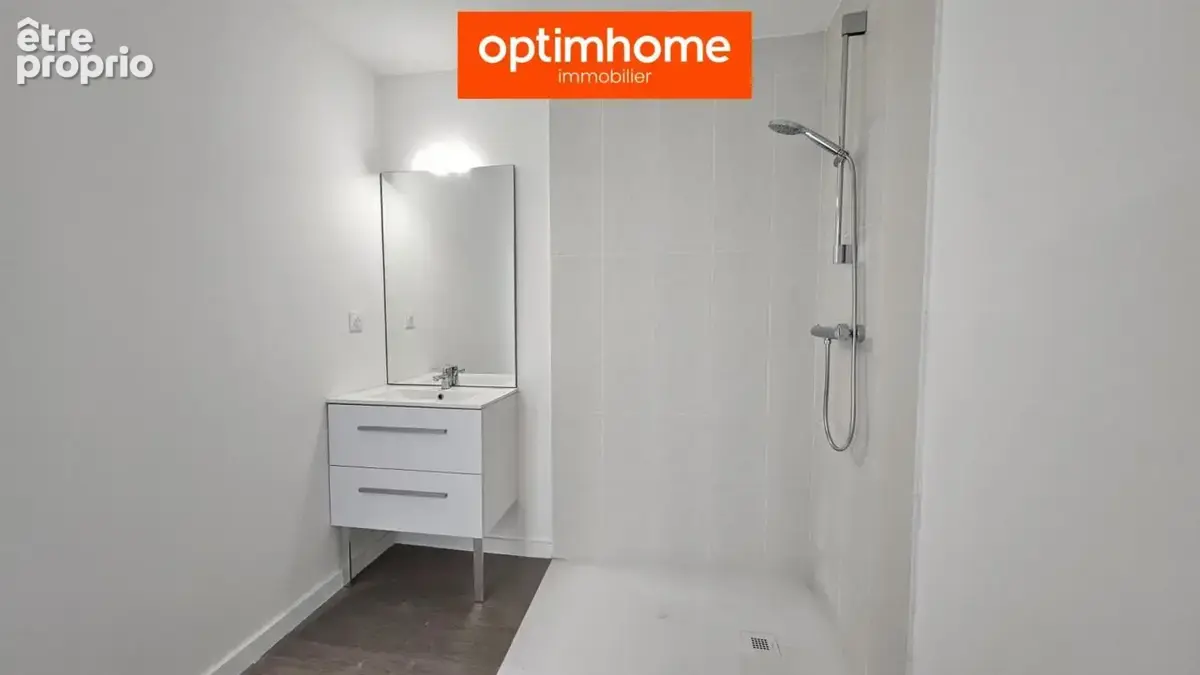 Appartement T2 récent avec terrasse – Hyper centre Redon – Résidence sécurisée - photo 5