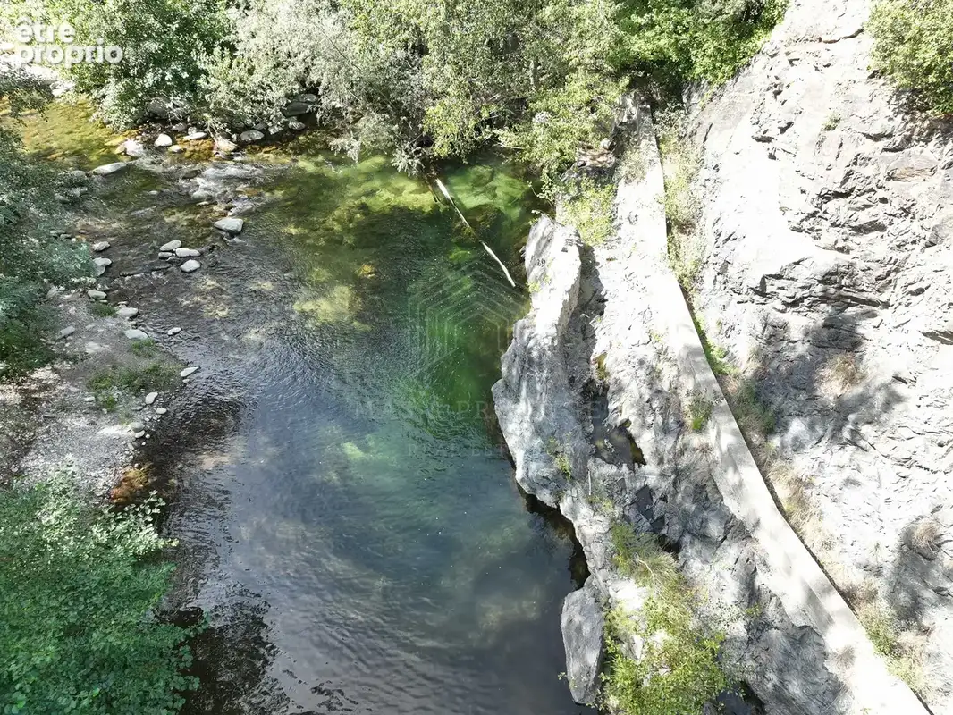 Maisons de vacances avec rivière, piscine, sur 1,25 hectare - photo 29