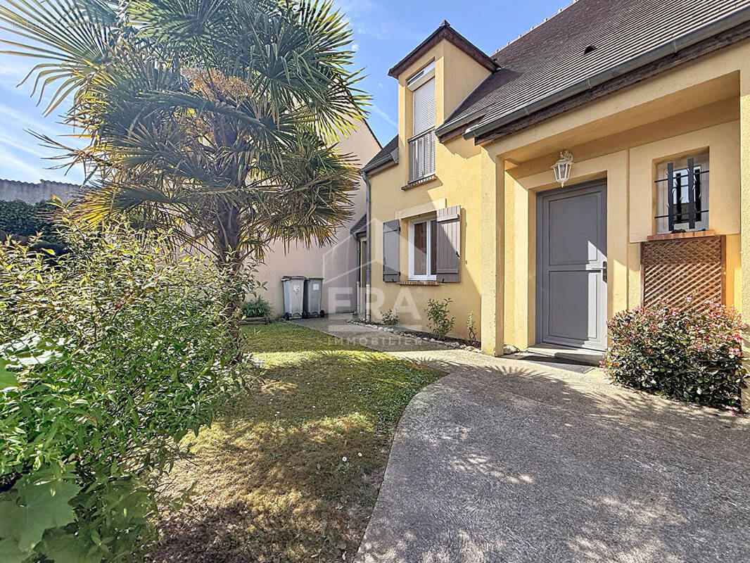 Maison à ETAMPES