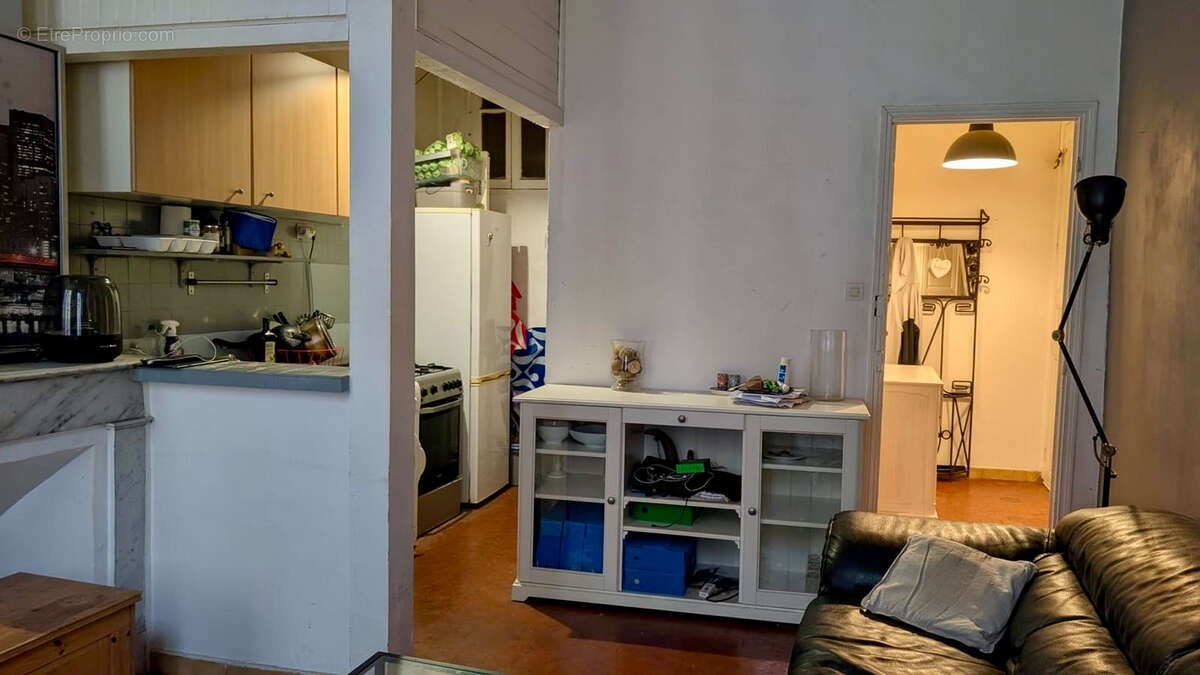 Appartement à MARSEILLE-6E