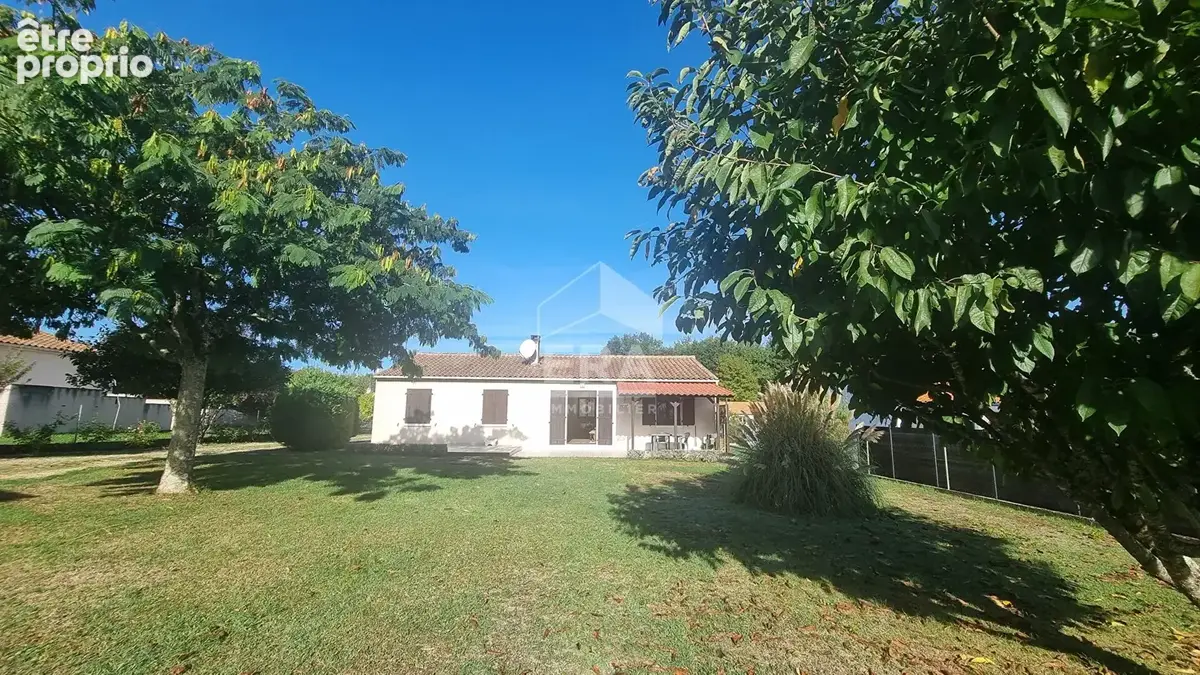 Photo Maison à Ecoyeux au prix de 170 400€