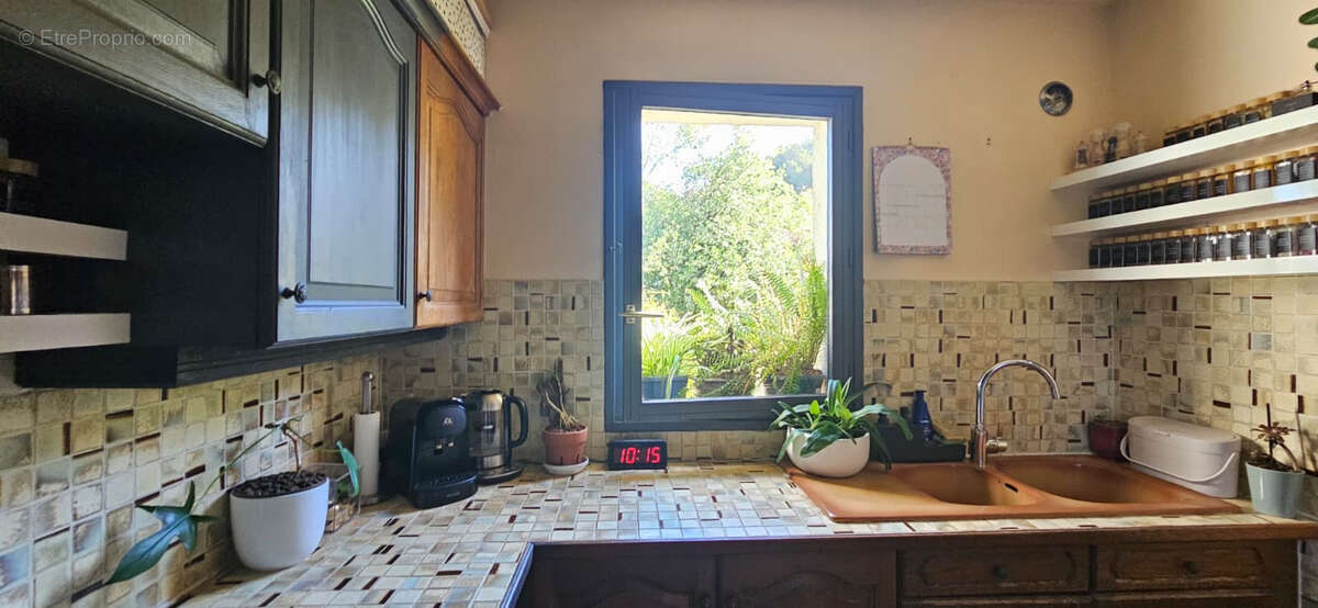 Maison 105m² à la gaude - photo 8