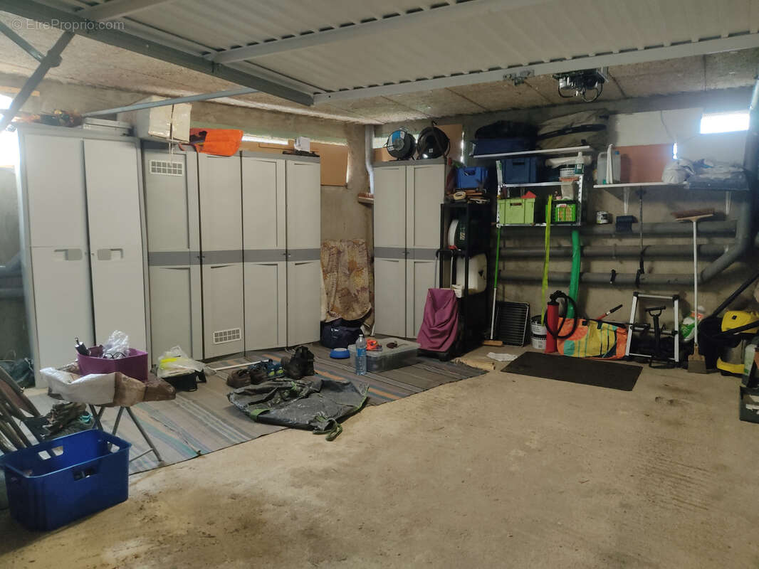 Appartement à COULAINES