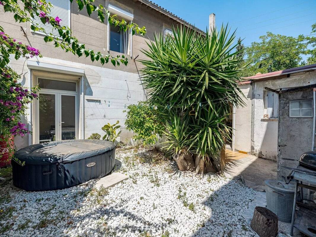 Maison à MARSEILLE-7E
