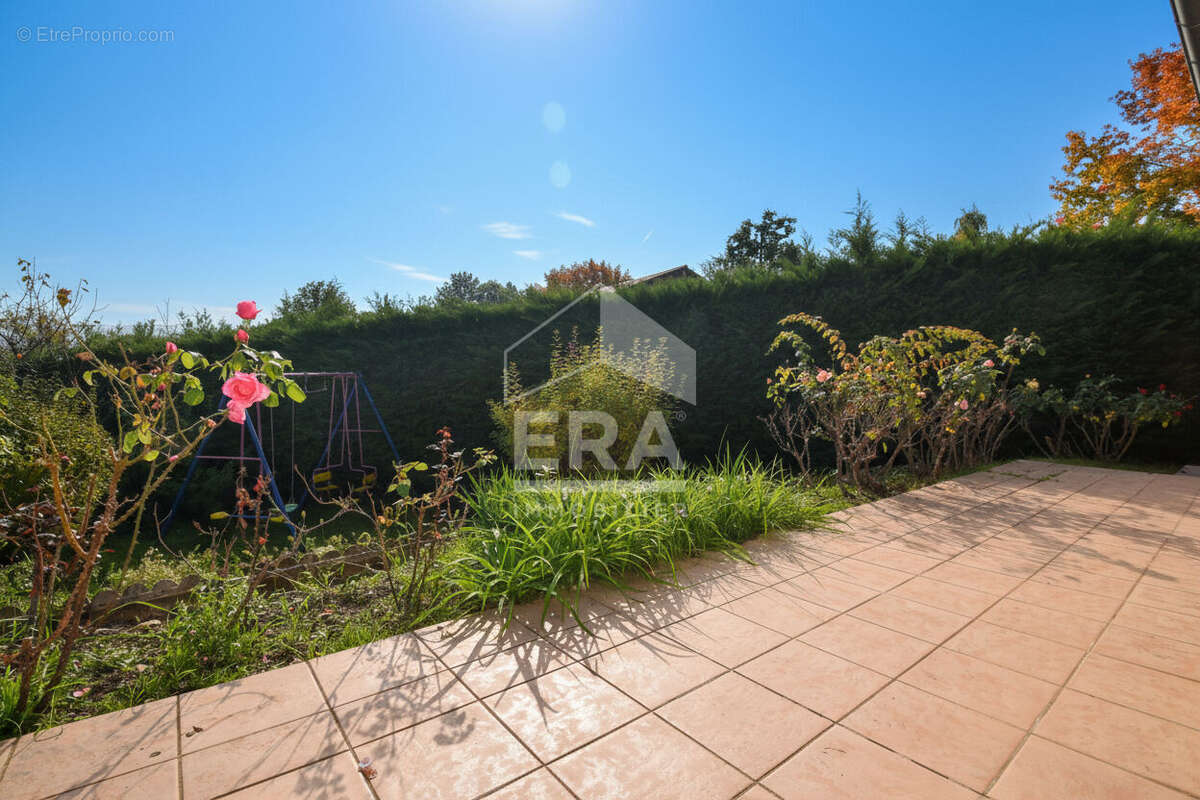 Maison à CHAZAY-D'AZERGUES