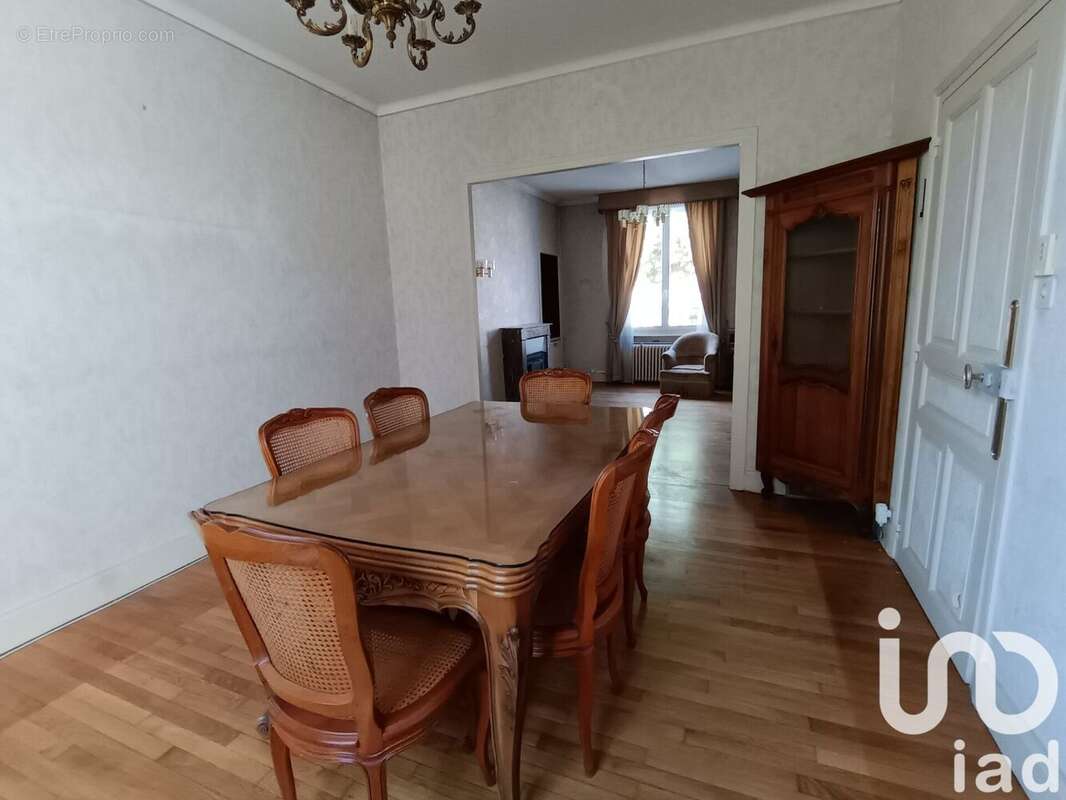 Photo 4 - Maison à MONTLUCON