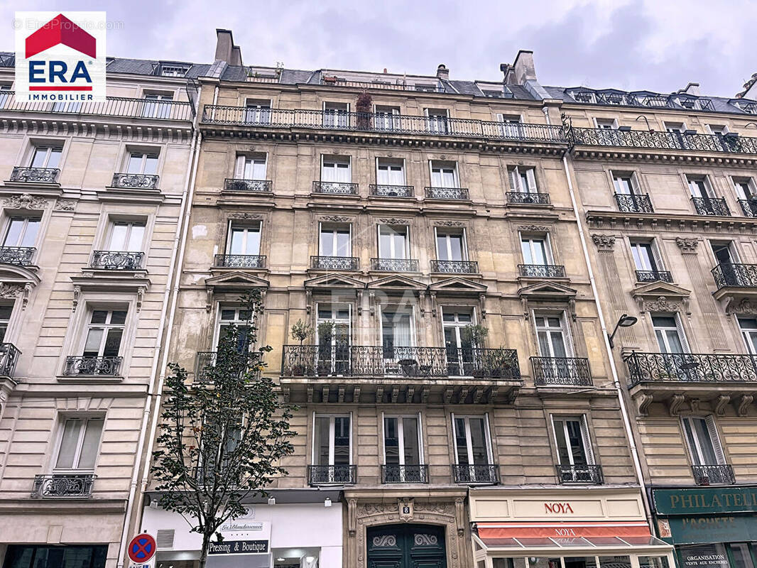 Appartement à PARIS-9E