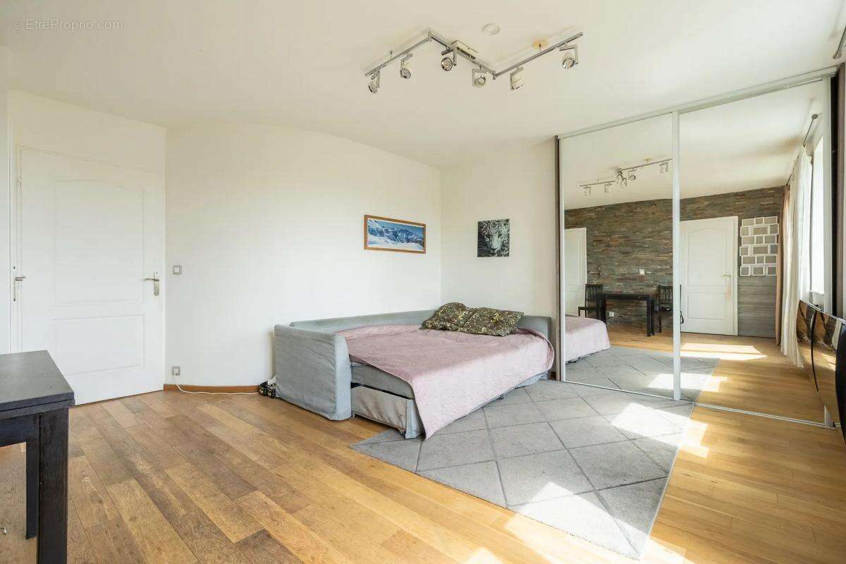 Appartement à ROSNY-SOUS-BOIS