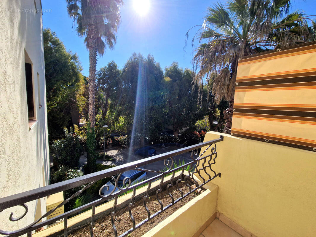 Appartement à SIX-FOURS-LES-PLAGES