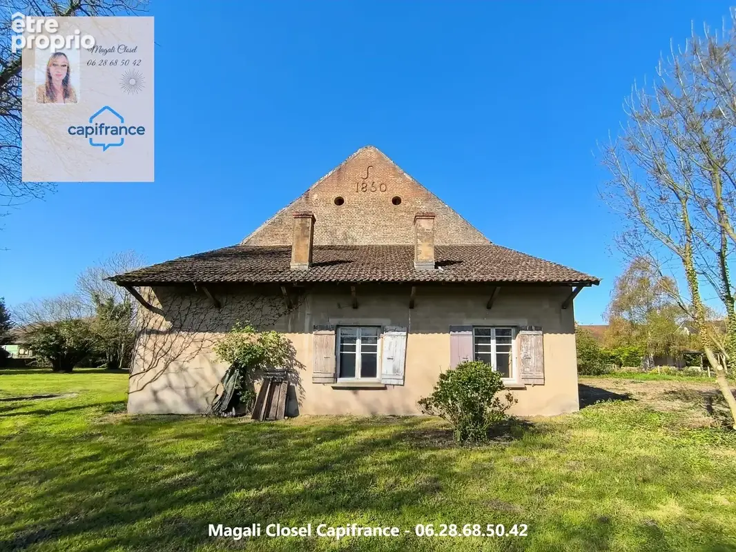 Ensemble immobilier de charme avec grange et pigeonnier sur terrain d'env 5700m2 - photo 2