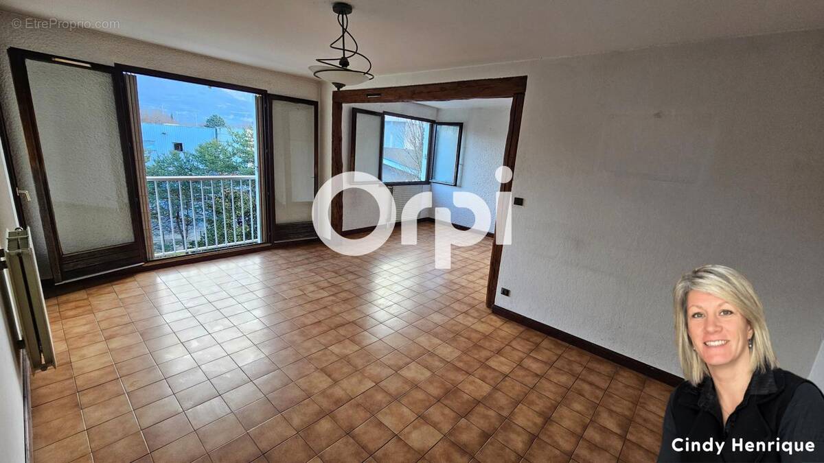 Appartement à MOIRANS