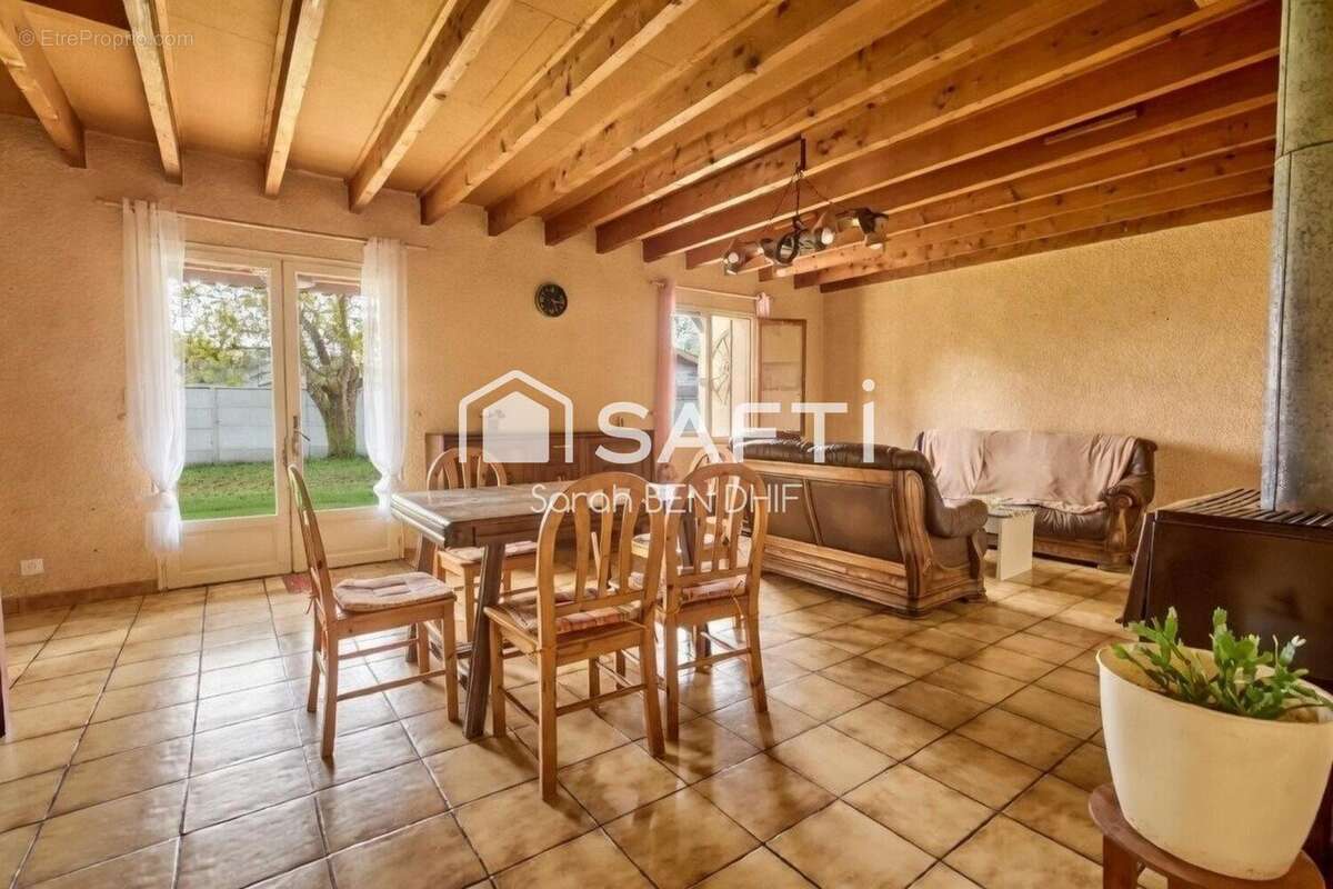 Photo 6 - Maison à LE TUZAN