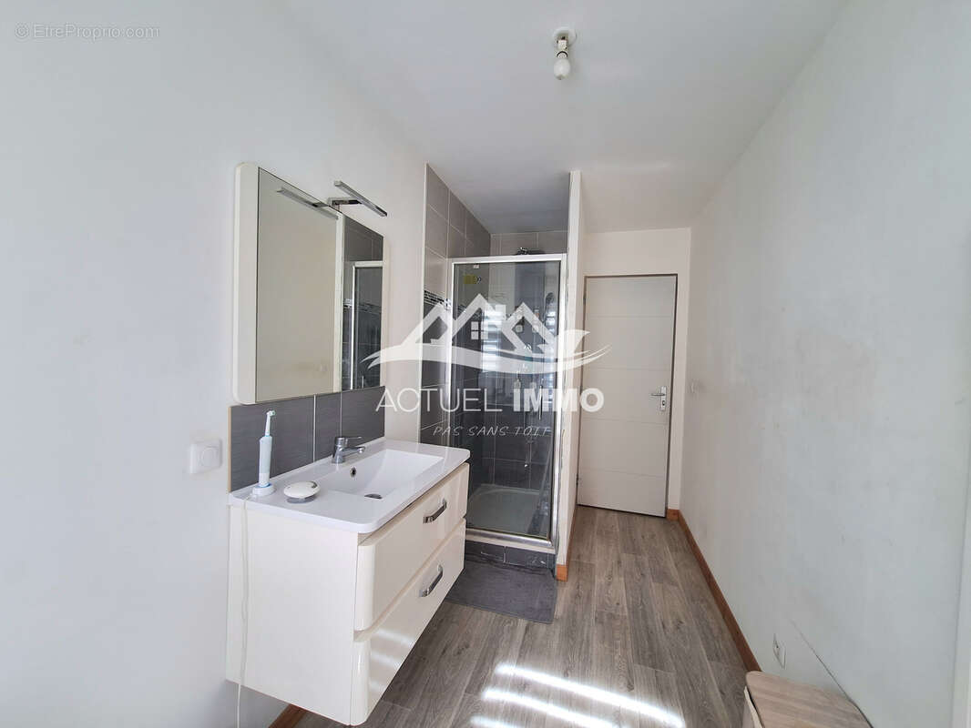 Maison rénovée près du centre de Béthune - photo 9