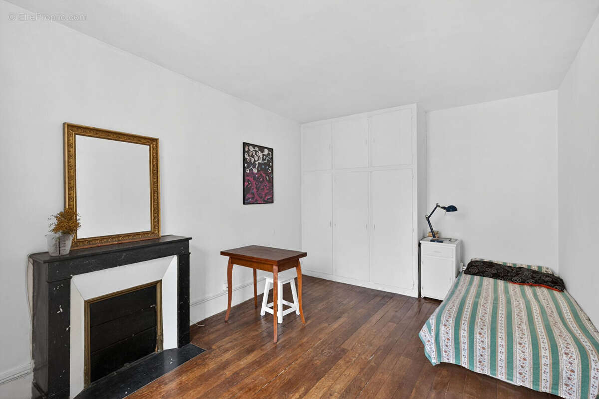 Appartement à PARIS-12E