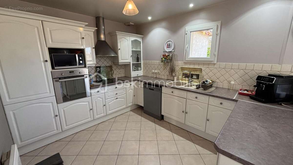 Maison à SAINT-SEROTIN