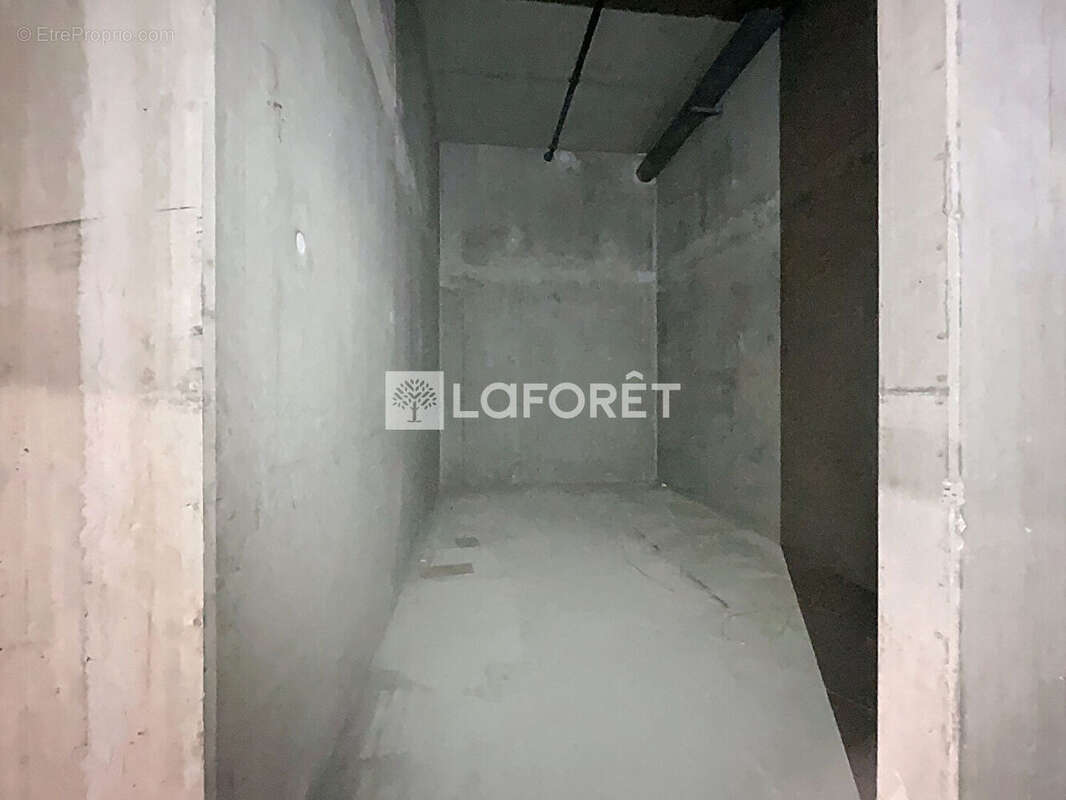 Parking à RILLIEUX-LA-PAPE