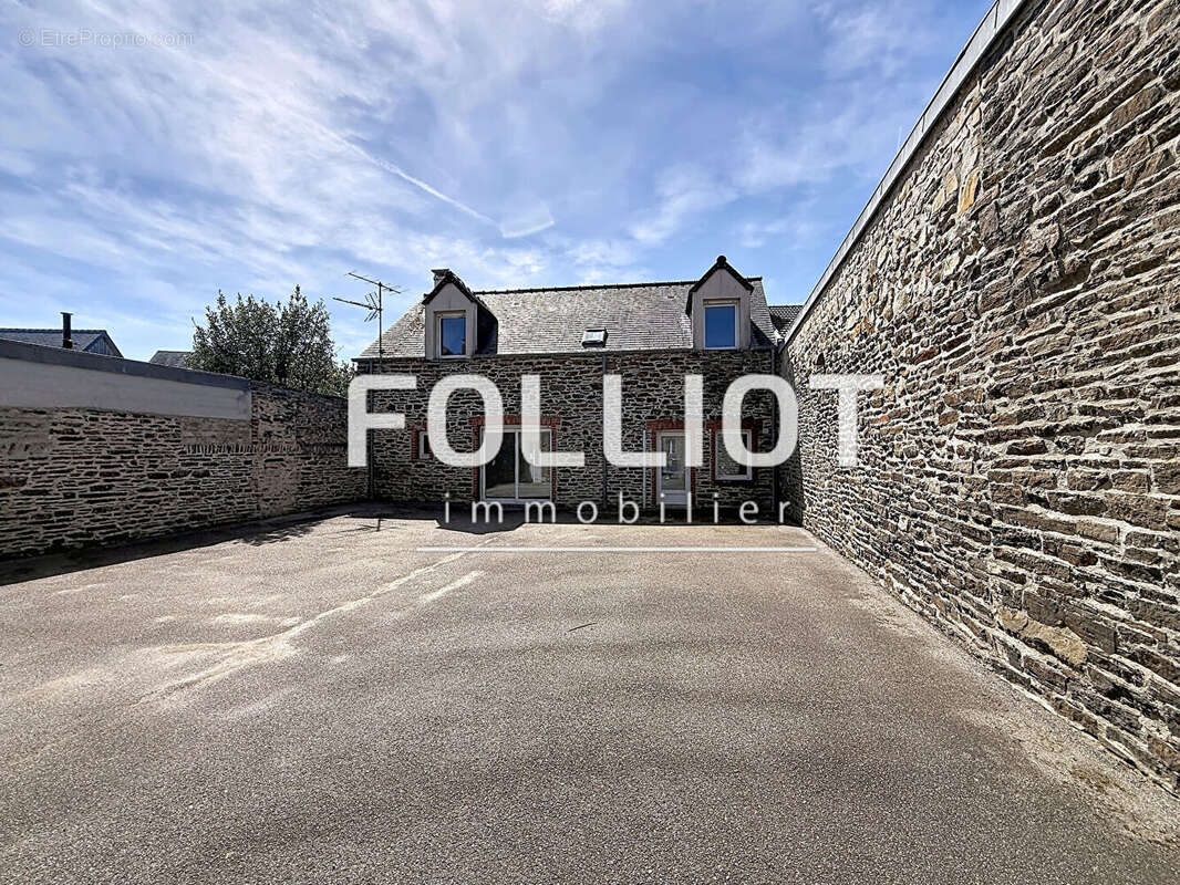 A vendre ensemble immobilier au c?ur de carteret - photo 2